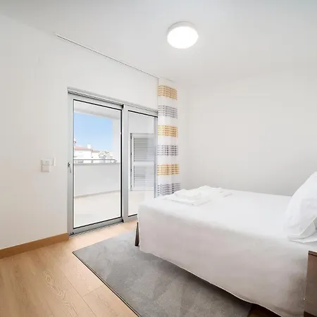 Sleek New Apartment, Horta Galvao, Algarve Apartment Lagos